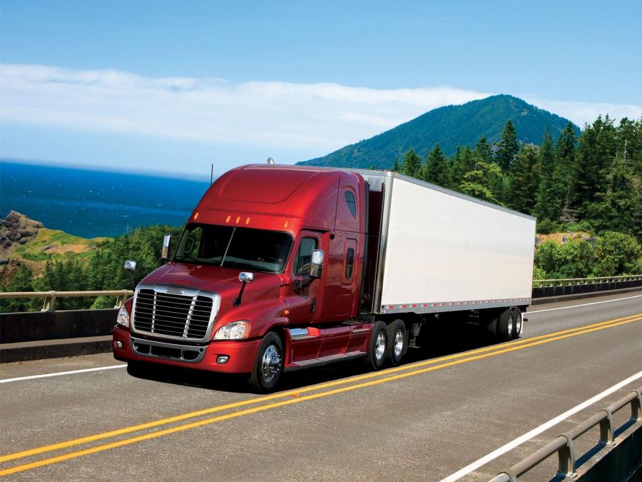  Freightliner Cascadia Raised Roof 2007 года  (фото 8 из 33)